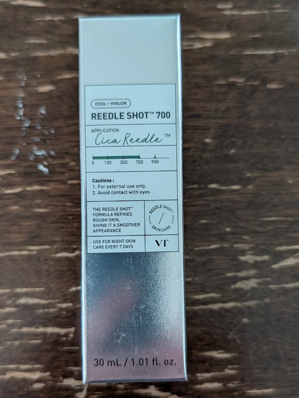 Reedle Shot 700 30ml Microneedle Serum helps promote collagen VT Cosmetics New
